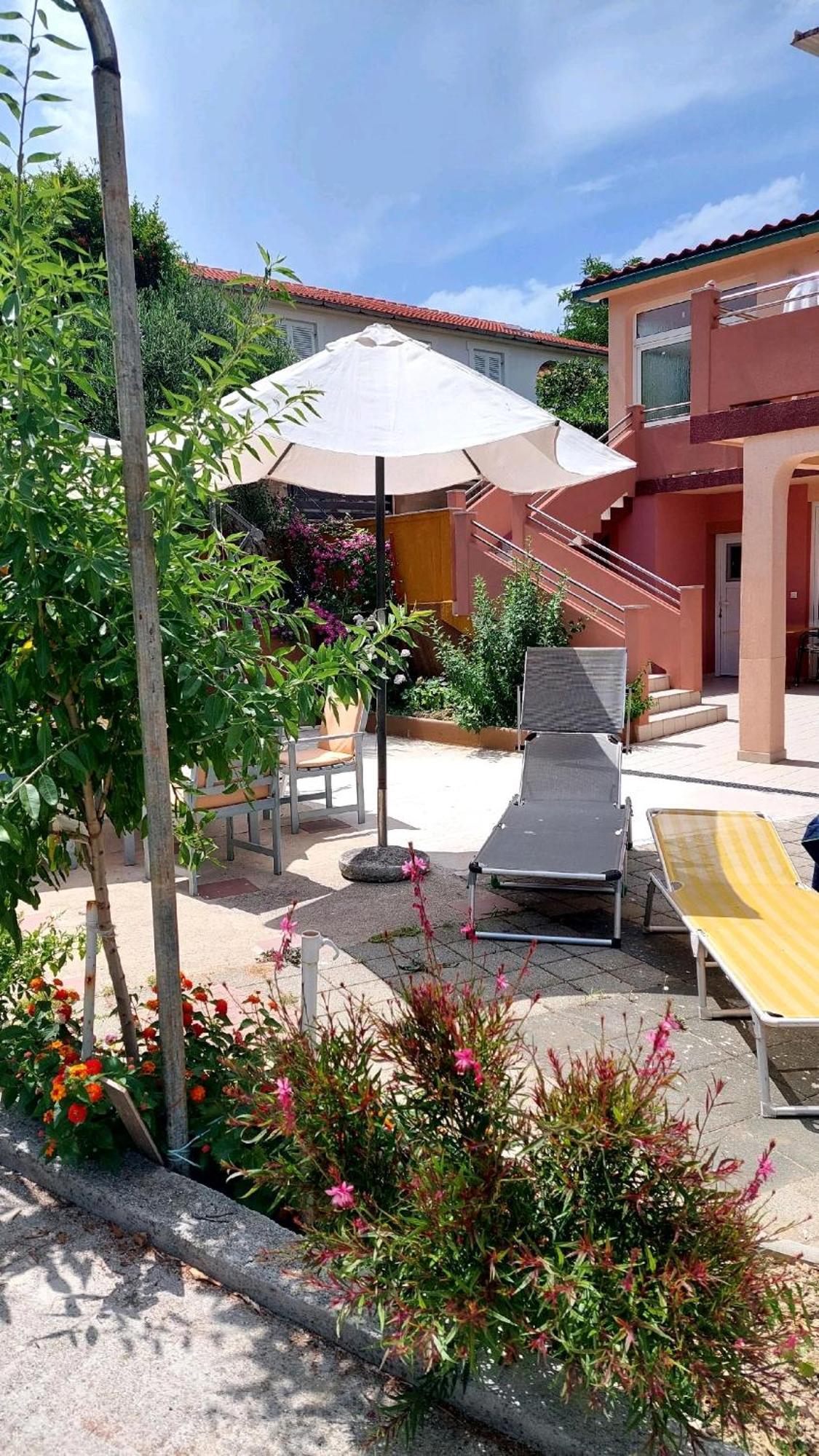 Barbat na Rabu Apartment Olive House Rab מראה חיצוני תמונה
