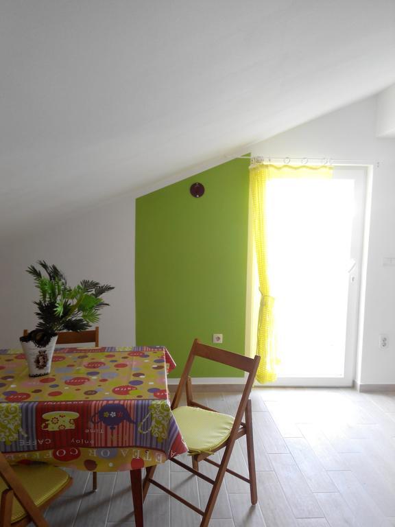 Barbat na Rabu Apartment Olive House Rab חדר תמונה