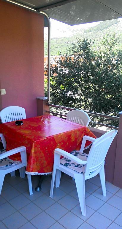 Barbat na Rabu Apartment Olive House Rab חדר תמונה
