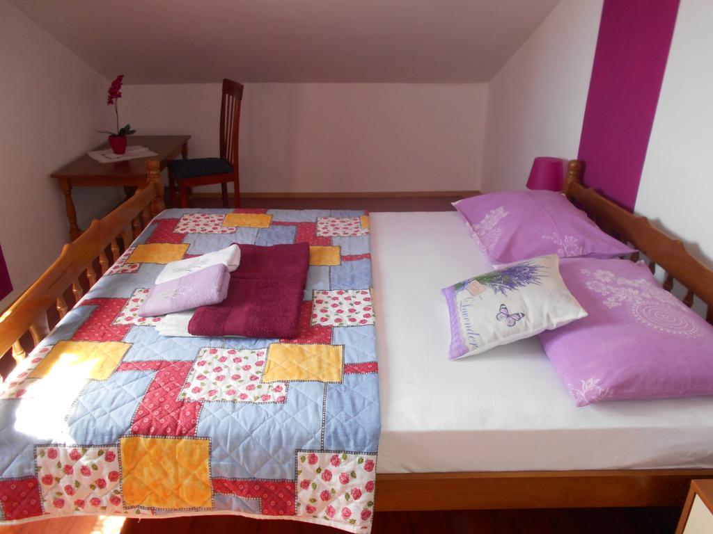 Barbat na Rabu Apartment Olive House Rab מראה חיצוני תמונה